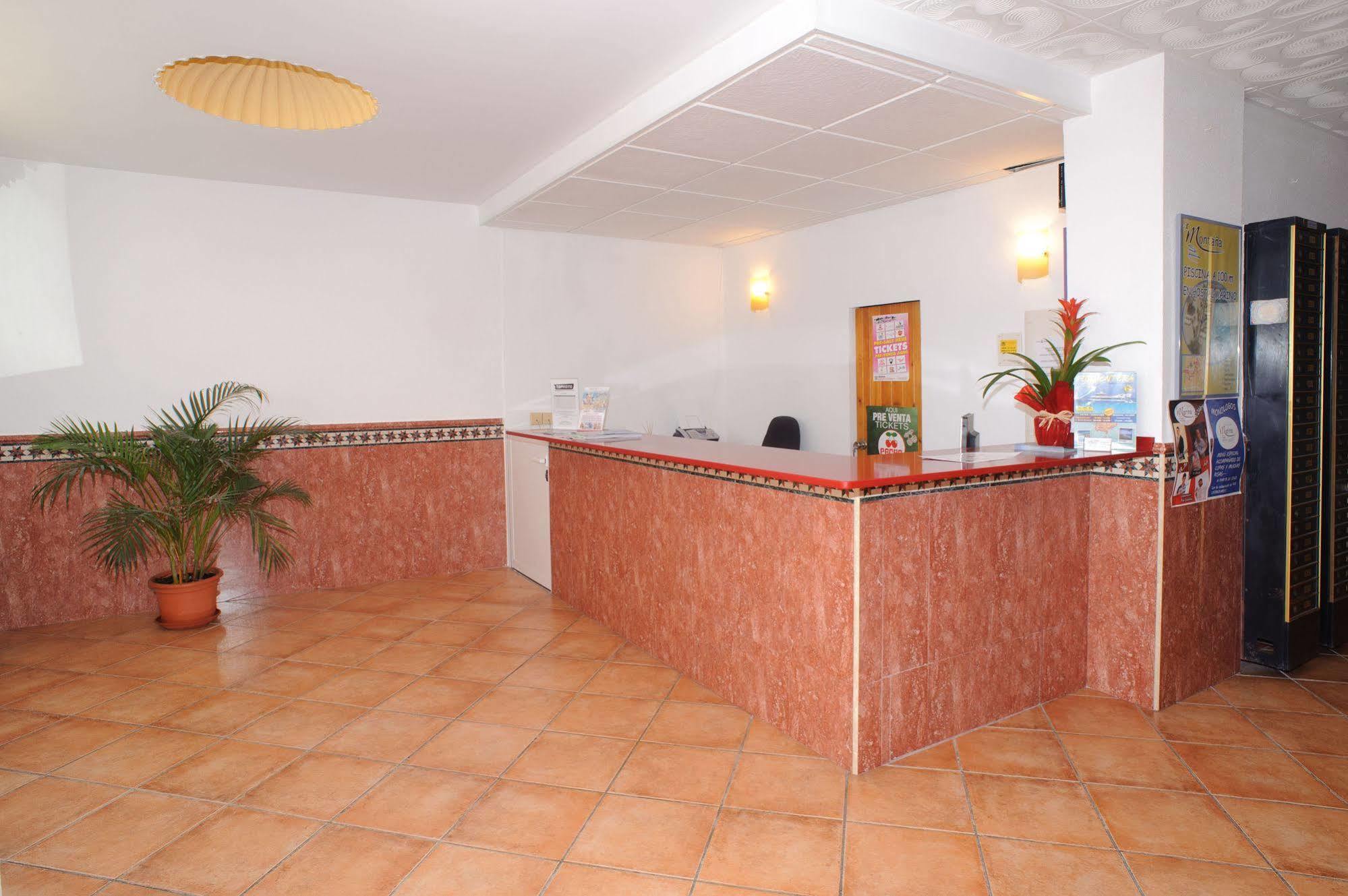 Hostal Montana Sant Antoni de Portmany Esterno foto