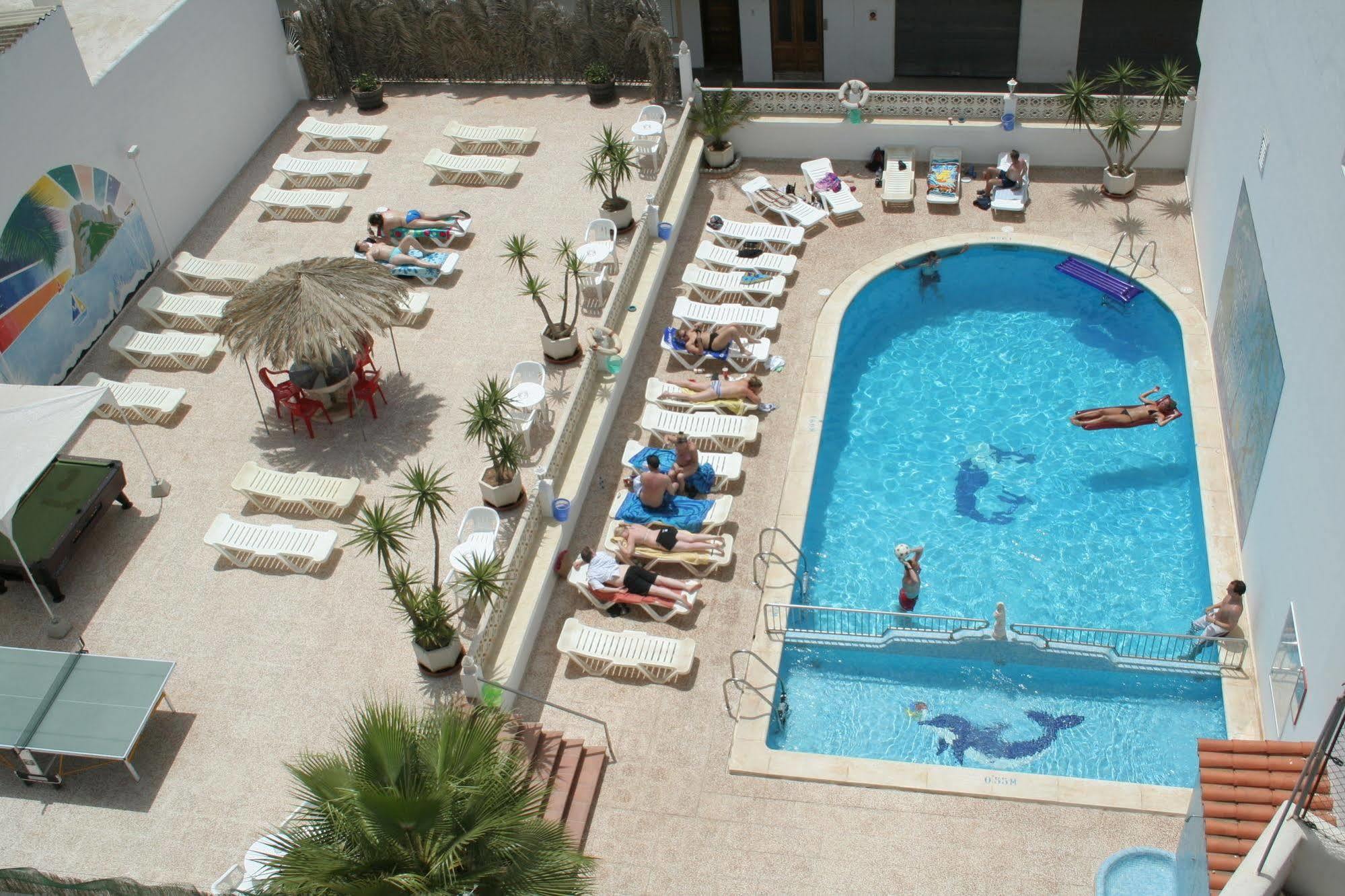 Hostal Montana Sant Antoni de Portmany Esterno foto